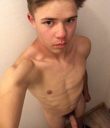 Yummy Boys 10 5be5913d1ba2d.jpg