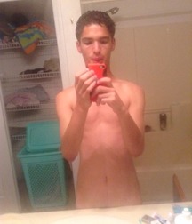 Yummy Boys 14 5be5960304f4f.jpg
