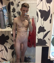 Yummy Boys 16 5be597fc7c345.jpg