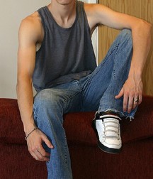 Yummy Boys 19 5be599ad1e28d.jpg