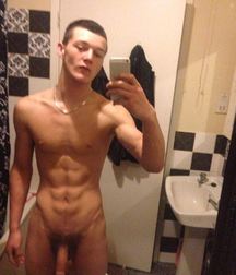 Yummy Boys 20 5be599f97fb3e.jpg