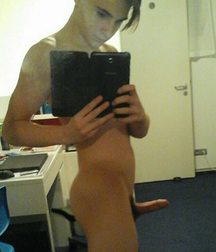 Come To My Window 23 5c22445007810.jpg