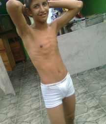 More Showing Through 29 5d8e15c8bcd0b.jpg