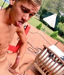 Pleanty Of Twinks 16