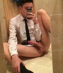 Plenty Of Twinks 4 5dc2d87063135.jpg