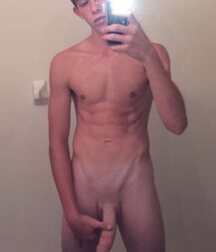 Gay Porn Selfies Truly The Hot Ones 611fb5a273be3.jpg