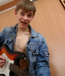 Aaron Vol. 2 59bf3b4ada15f.jpg