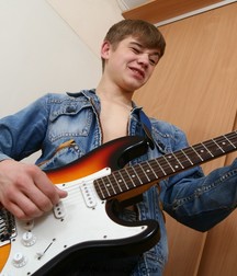 Aaron Vol. 2 59bf3b53a8bed.jpg