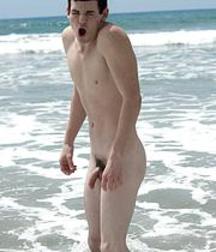 Guys Just Showing their Stuff 5763381615f83.jpg