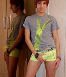 Guys Just Showing their Stuff 5763381b9564b.jpg