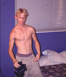 Blond Twink JO 57856c2f53c8d.jpg