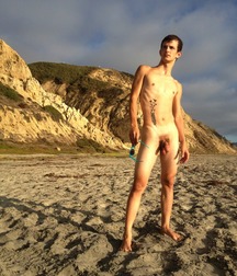 Nudists 57ab6077206cf.jpg