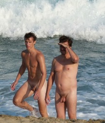Nudists 57ab60a58695f.jpg