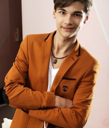 Cute Boy Posing 57c2ecf6e1717.jpg