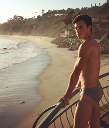 Undies & Swimsuits - no nude 57d5d58172e7b.jpg