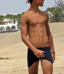 Undies & Swimsuits - no nude 57d5d5a3427ec.jpg