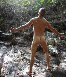 Naked Boys Outside 57da811627dc6.jpg