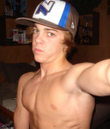 Boys Have Sexy Armpits 57dafb23d5e11.jpg