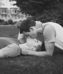 Young Couples 57dafe29a80fc.jpg