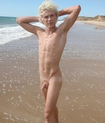 Nude Beach Time - Boys 57def957015ea.jpg