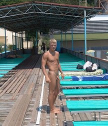 Nudists Outdoors 57def9fbd0b20.jpg