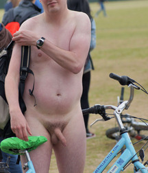 Naked Bikers - I'm In 57e1e747ebee3.jpg