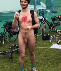 Naked Bikers - I'm In 57e1e74bc210f.jpg