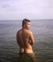 Still at the Beach 57f395f8ef081.jpg