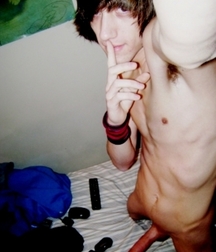 Boy Selfies :) 580314538bf38.jpg