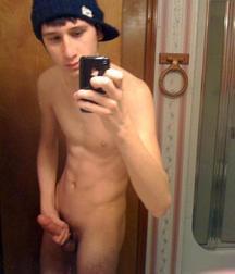 Boys & Twink Selfies 581555d976552.jpg