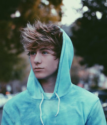 Cute Boys 581a771d2f679.jpg