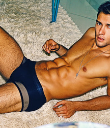 Cute Boys 581a776070d3a.jpg