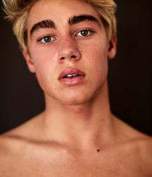 Cuties Boys & Twinks 58211667bc1c1.jpg