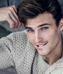 Hunks 582a6e97a4e13.jpg