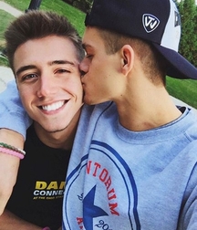 Cute Couples 5831b5009af94.jpg