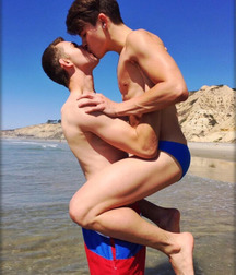Cute Couples 5831b5294ec2d.jpg