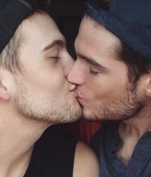 Cute Couples 5831b56e67c35.jpg
