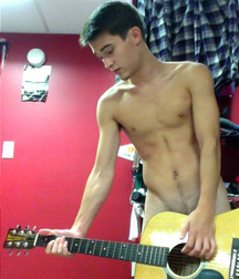 Boys and Twinks 583ce69ded6f2.jpg