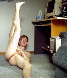Sexy Naked Guys with Glasses 584c50a174936.jpg