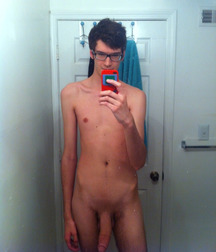 Sexy Naked Guys with Glasses 584c527a70c7b.jpg