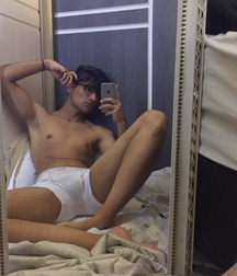 Sexy Naked Guys with Glasses 584c52fd3903b.jpg
