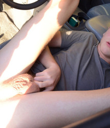 Boys and Twinks In Action 584d98f2bfb0b.jpg