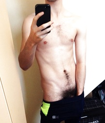 Russian Guy Poses 58613801cb461.jpg