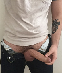 The Uncut Penis 58677eb438e79.jpg
