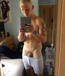 Boys With Cell Phones 587190cec872c.jpg
