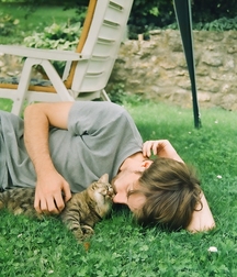 Cute Guys, Cats and Dogs 587266c5c17a2.jpg