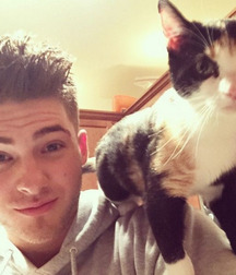 Cute Guys, Cats and Dogs 587269a0d28d6.jpg