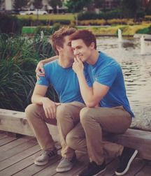 Boys Kissing 5872e2900f748.jpg