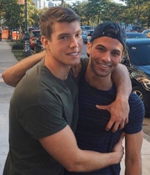 Boys Kissing 5872e31f57c6e.jpg
