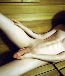 Nude Dudes 589f430c2e44f.jpg